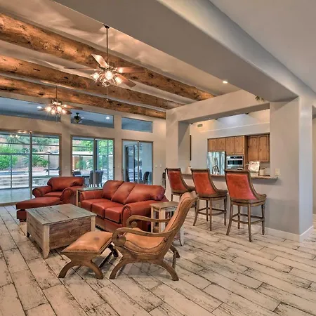 Luxe Phoenix Home Desert Butte View And Heated Pool